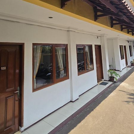 Hotel Maxim Kwitang Джакарта Екстер'єр фото