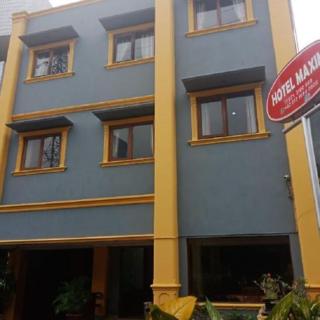 Hotel Maxim Kwitang Джакарта Екстер'єр фото