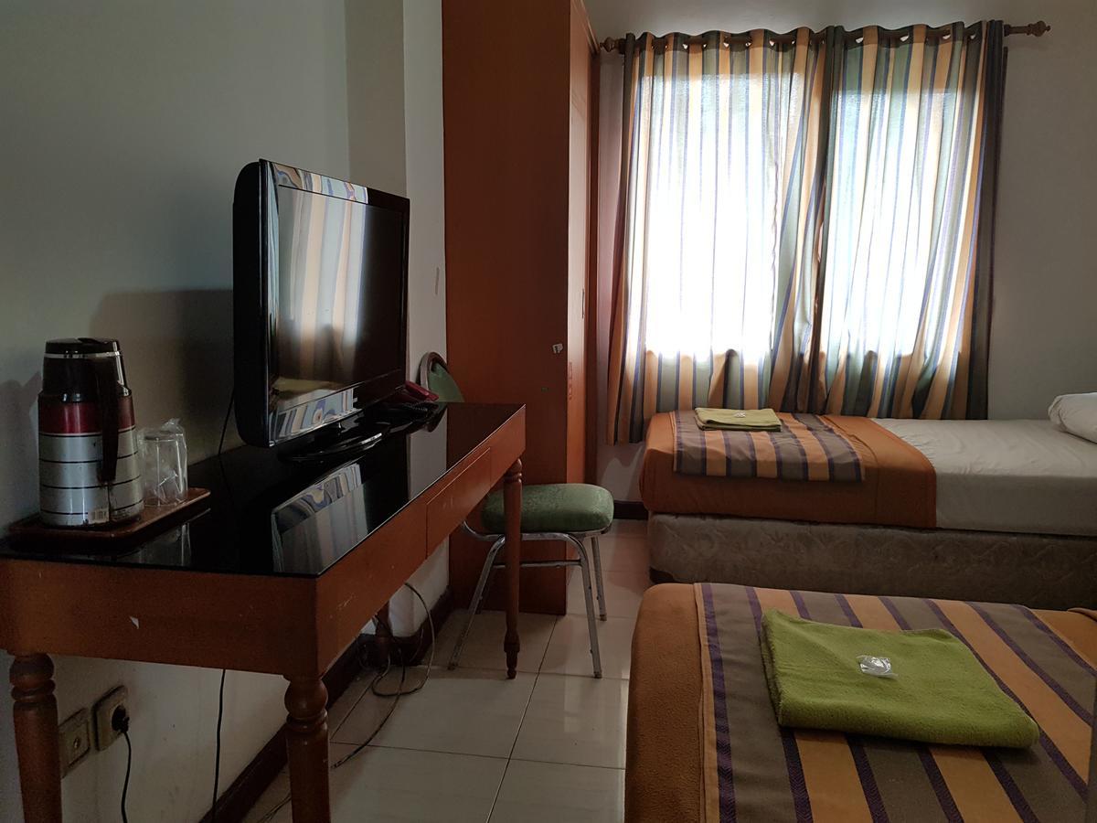 Hotel Maxim Kwitang Джакарта Екстер'єр фото