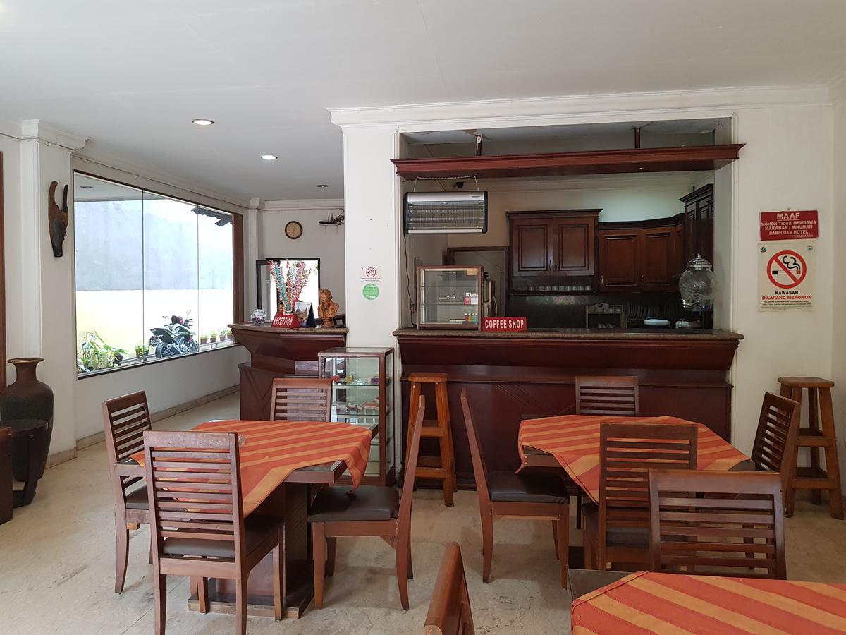 Hotel Maxim Kwitang Джакарта Екстер'єр фото